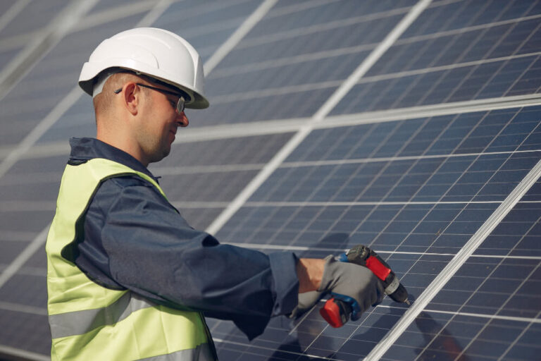 Understanding-Solar-Finance-in-Worthing-Options-for-2025